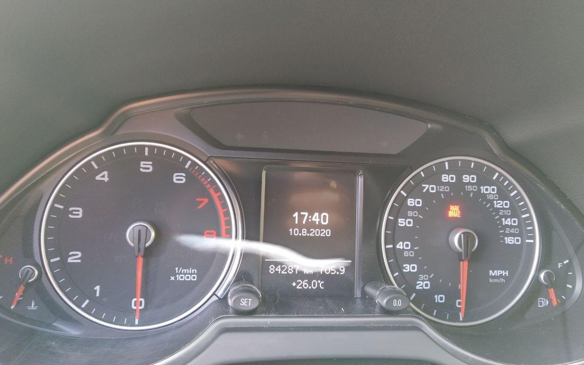 Audi Q5 2015 фото №18