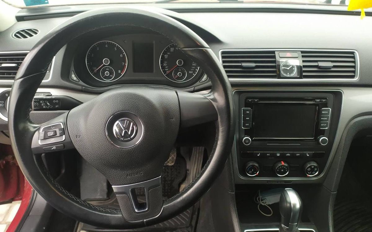 Volkswagen Passat 2015 фото №13