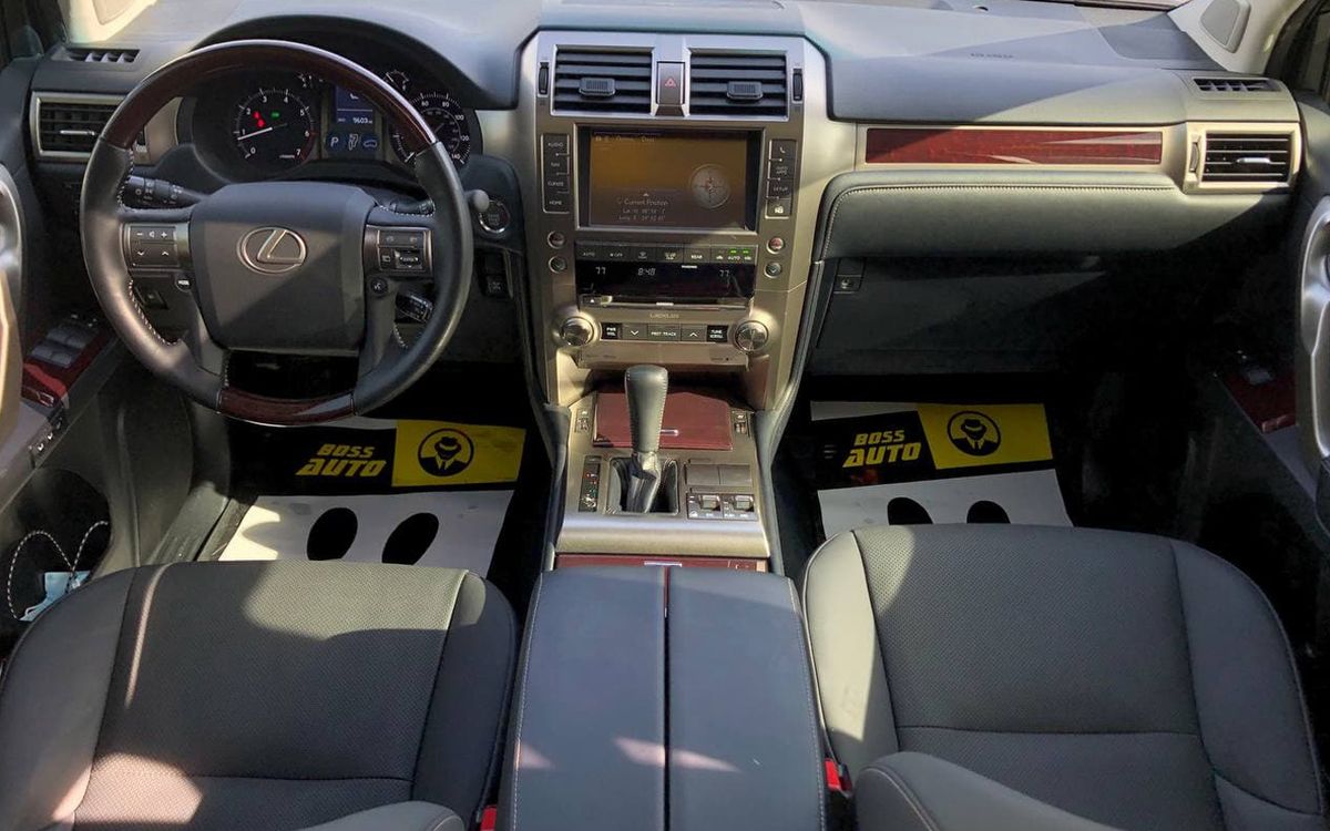 Lexus GX 460 2018 фото №16