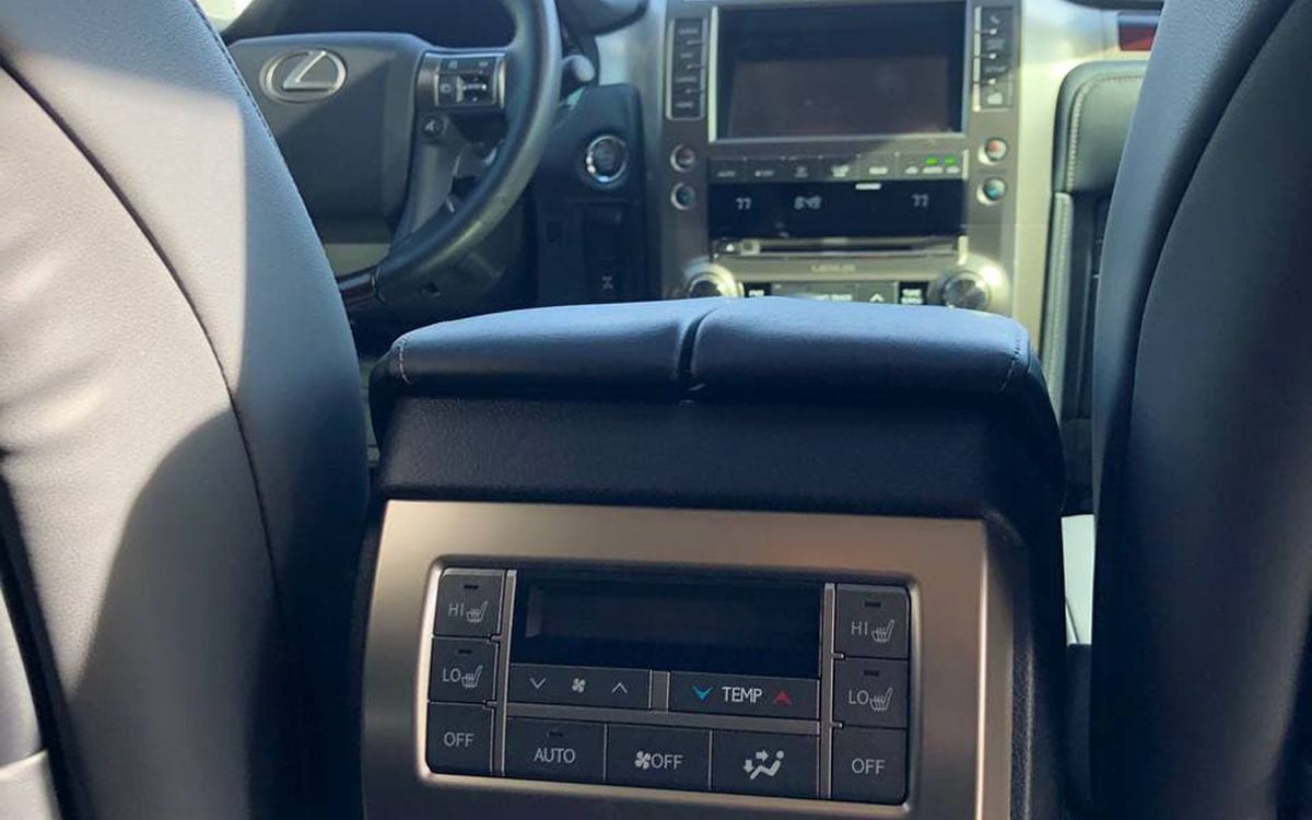 Lexus GX 460 2018 фото №19
