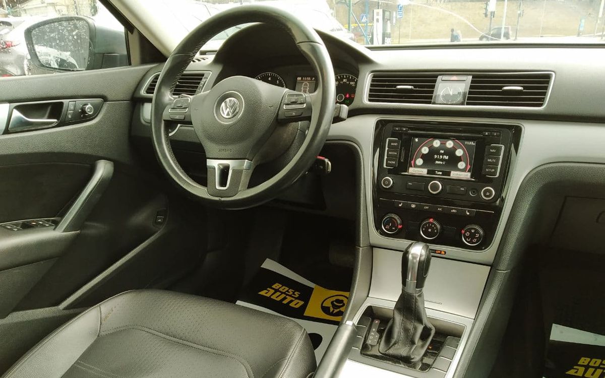 Volkswagen Passat 2012 фото №18