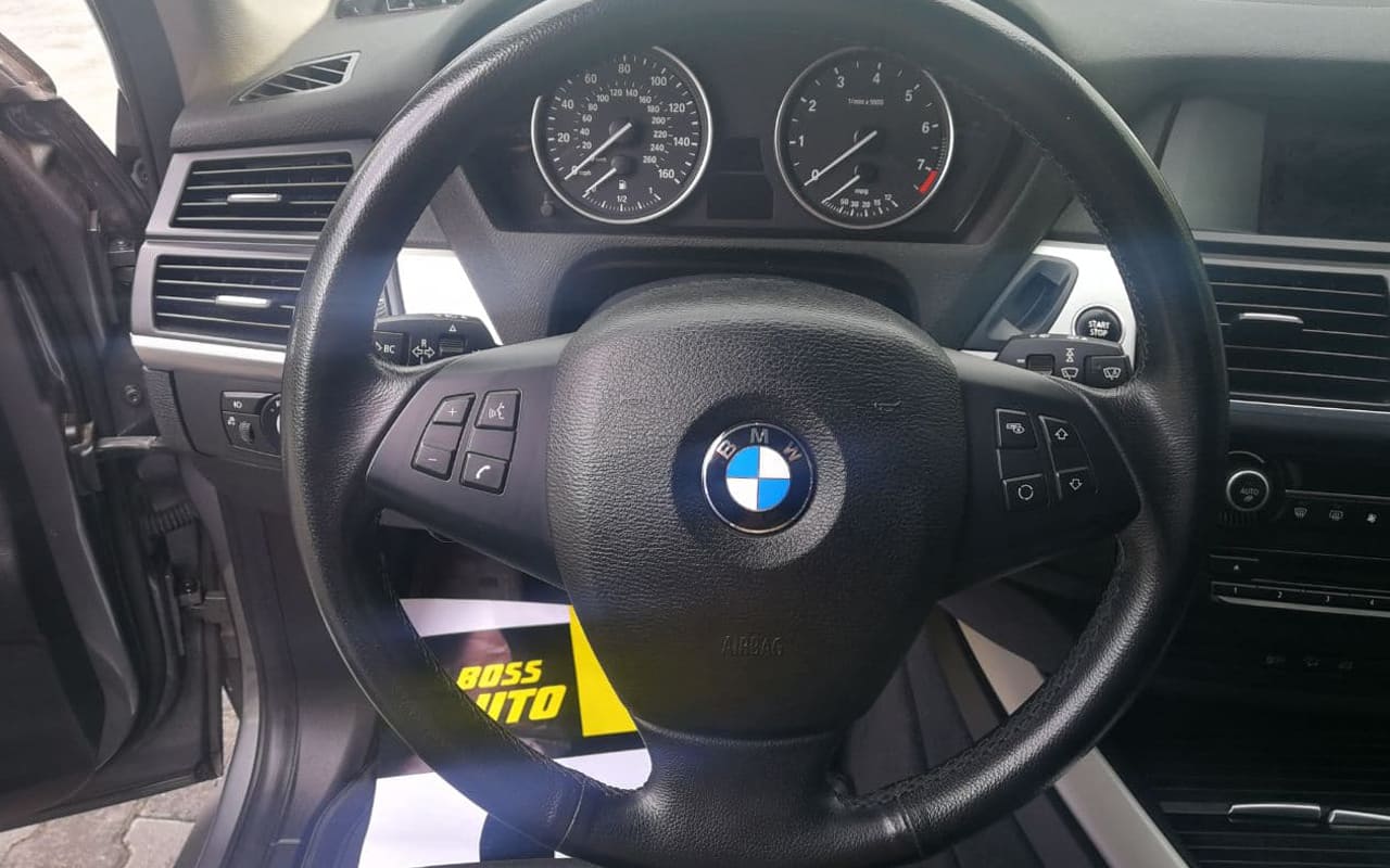 BMW X5 2013 фото №16