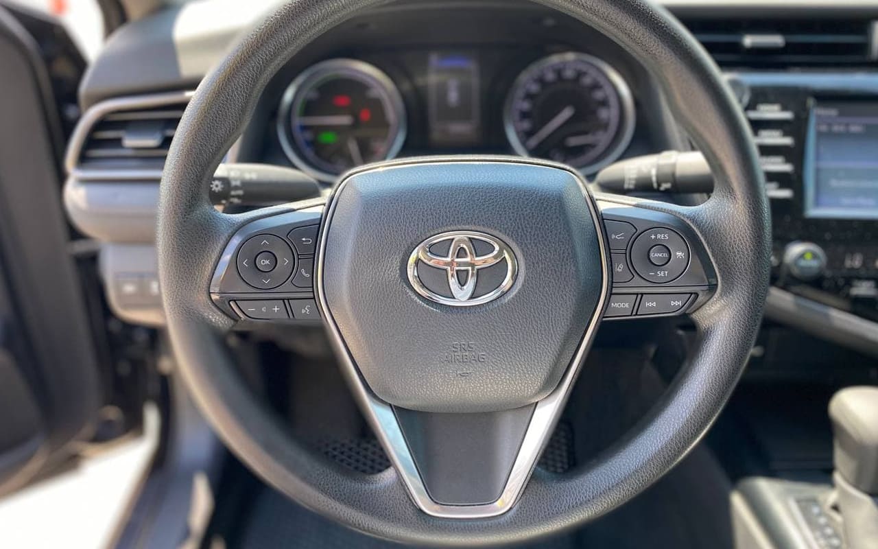 Toyota Camry Hybrid 2019 фото №15