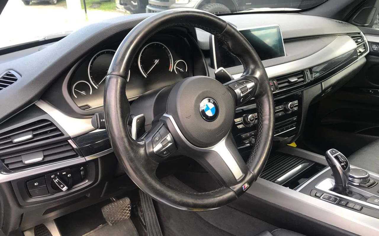 BMW X5 2016 фото №14