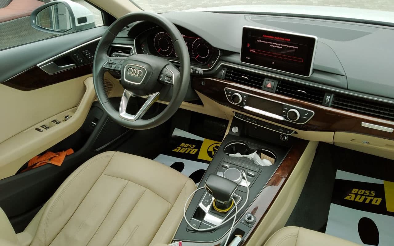 Audi A4 Allroad Premium Plus 2018 фото №16