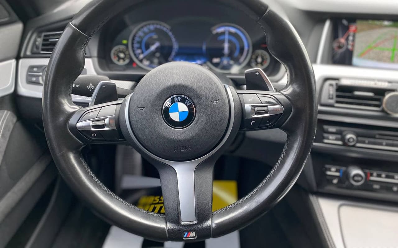 BMW 520 2016 фото №16