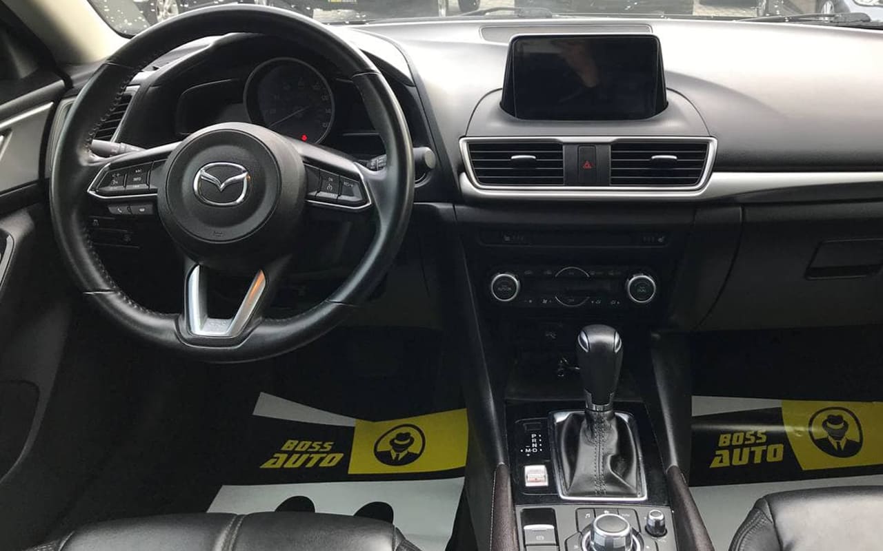 Mazda 3 2018 фото №12