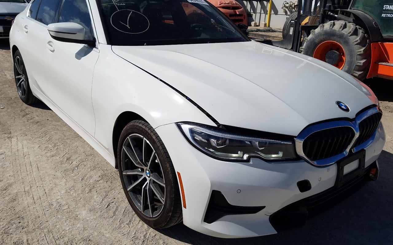BMW 330 2018 фото №1