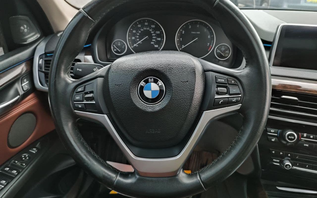 BMW X5 2014 фото №17