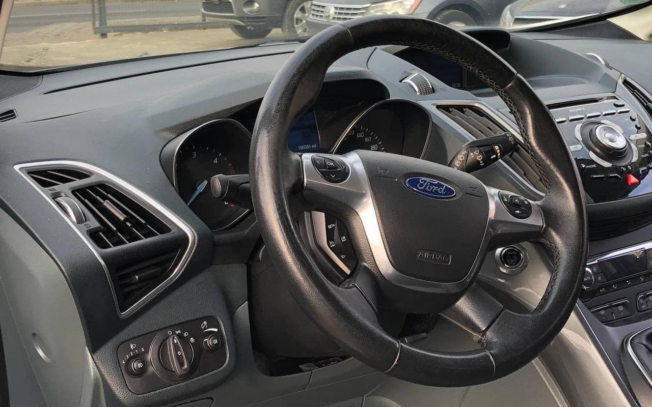 Ford C-Max 2014 фото №16