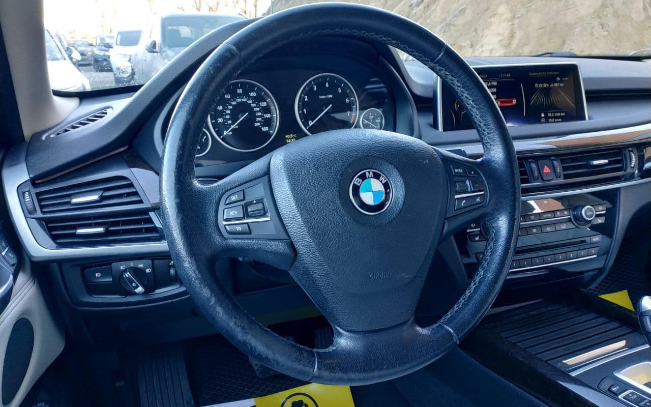 BMW X5 2014 фото №17