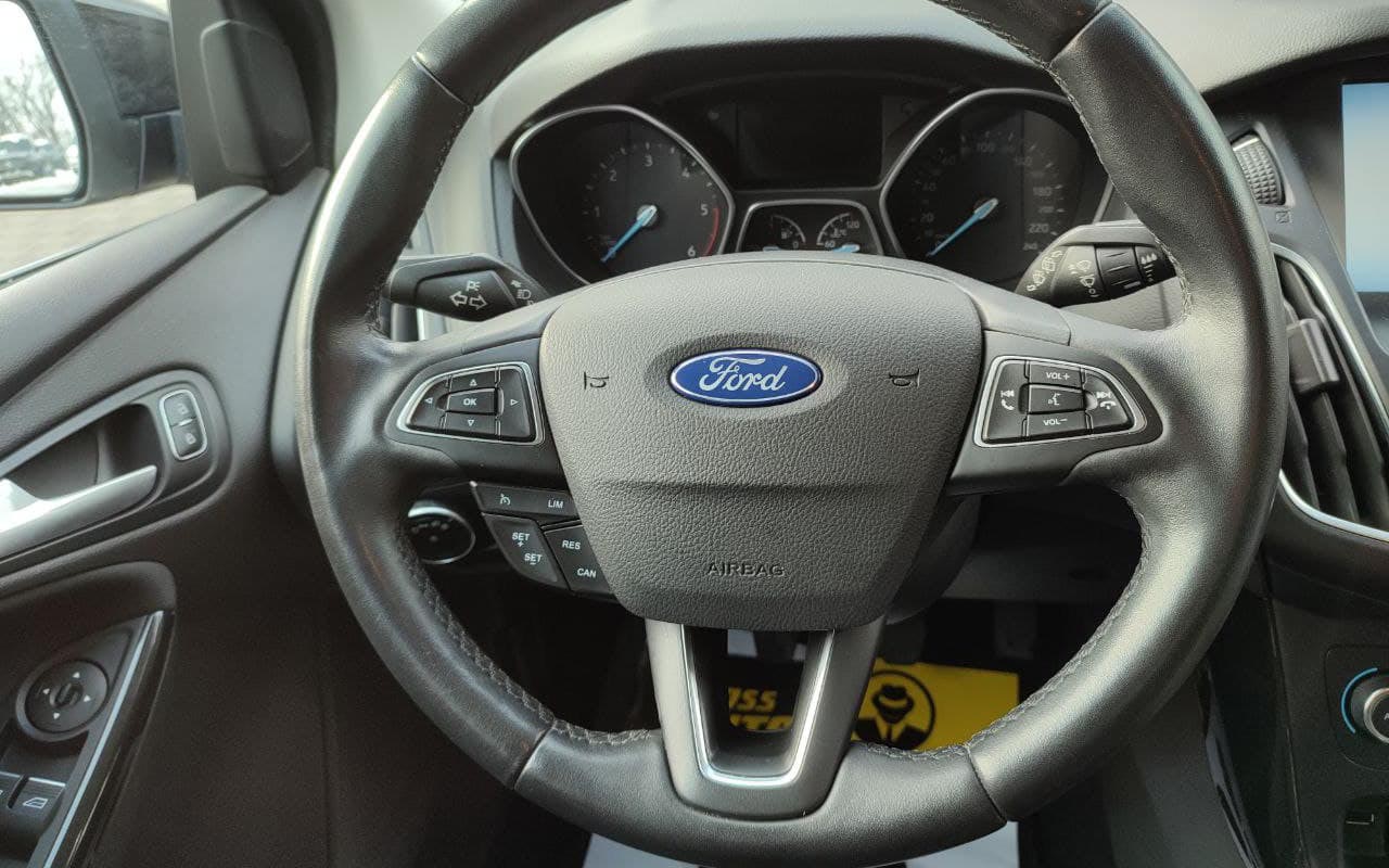 Ford Focus 2015 фото №19