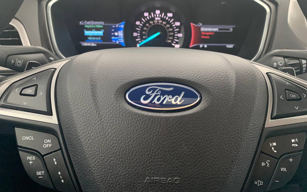 Ford Fusion SE 2020 фото №13