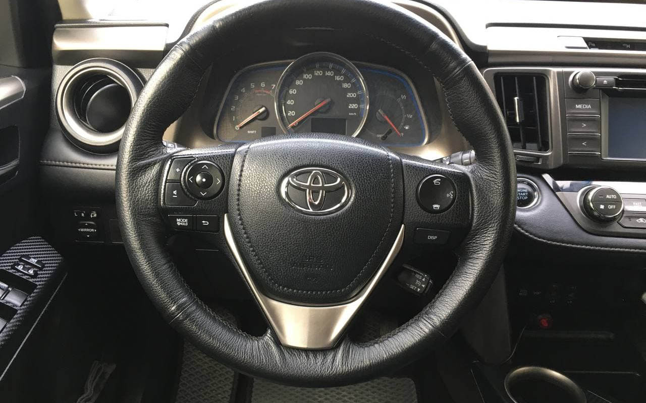 Toyota RAV4 2014 фото №8