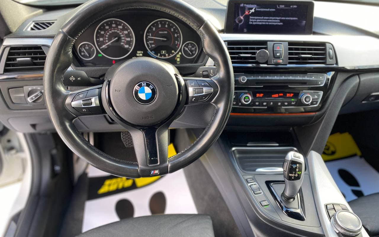 BMW 328 2014 фото №11