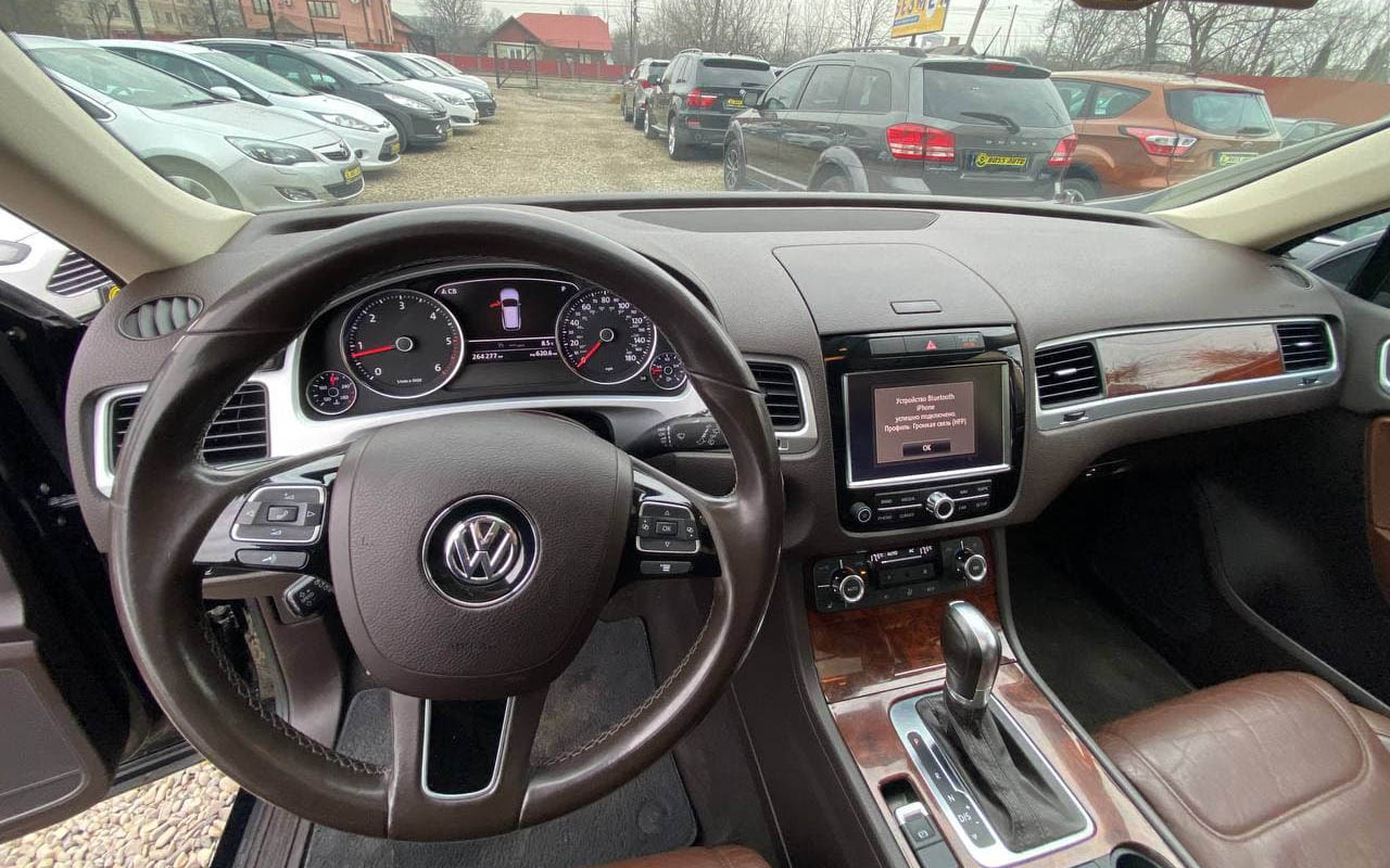 Volkswagen Touareg 2013 фото №12