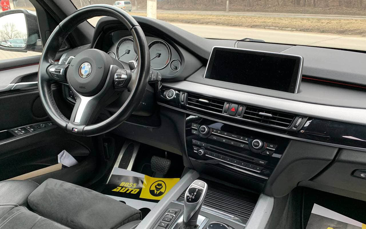 BMW X5 2014 фото №14