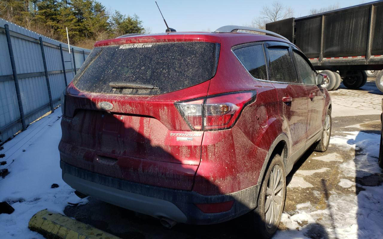 Ford Escape Titanium 2017 фото №4