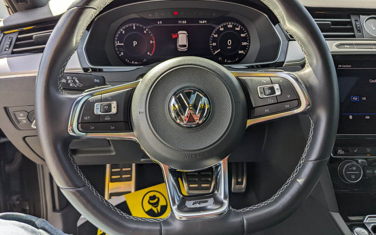 Volkswagen Passat R-Line 2018 фото №13
