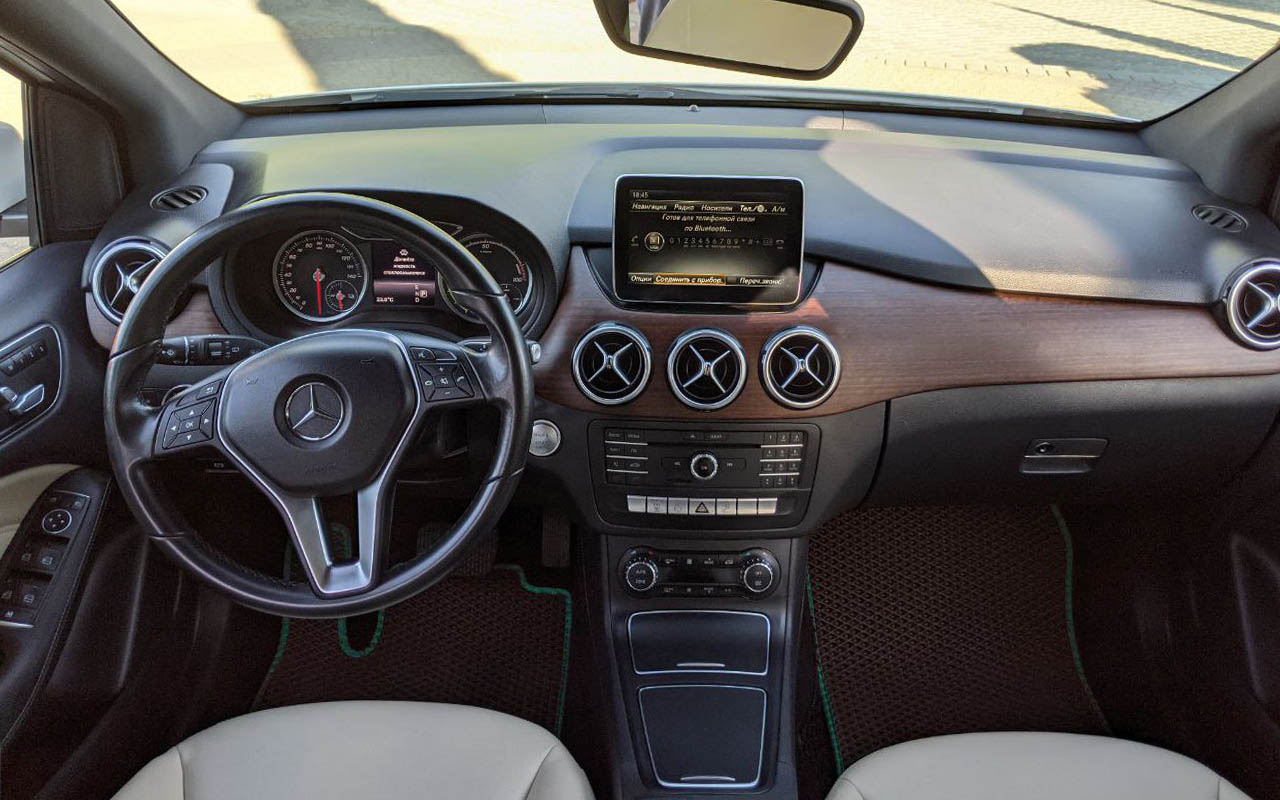 Mercedes-Benz B 250 Electric Drive 2015 фото №10