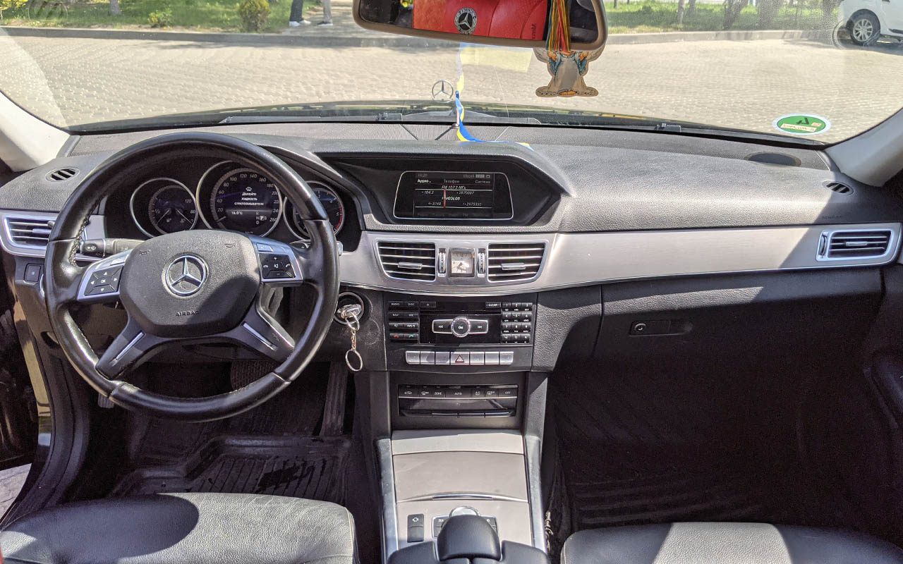 Mercedes-Benz E 200 2013 фото №11