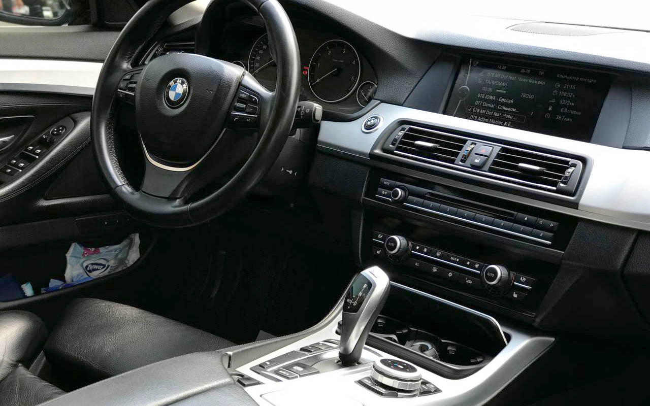 BMW 520 D 2012 фото №14