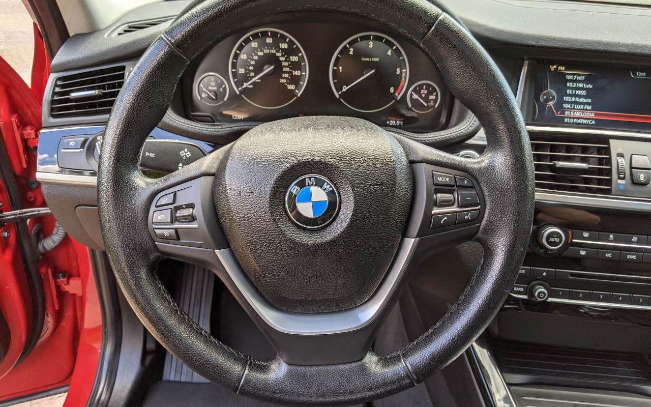 BMW X3 2016 фото №13