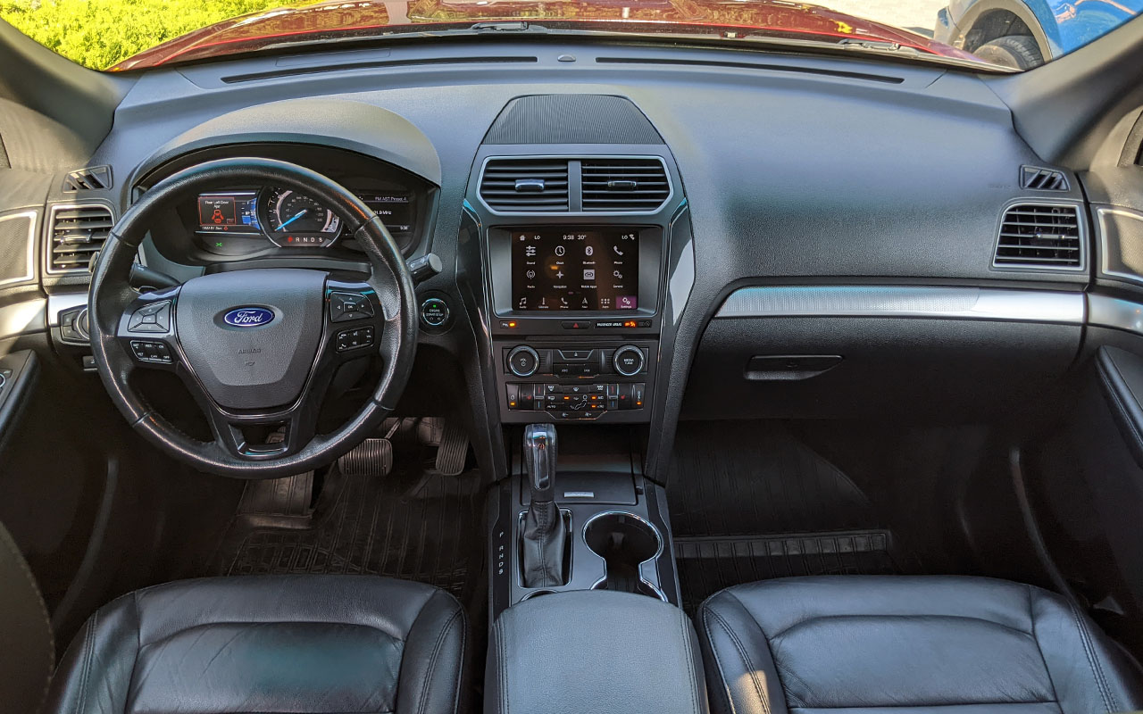 Ford Explorer XLT 2016 фото №11