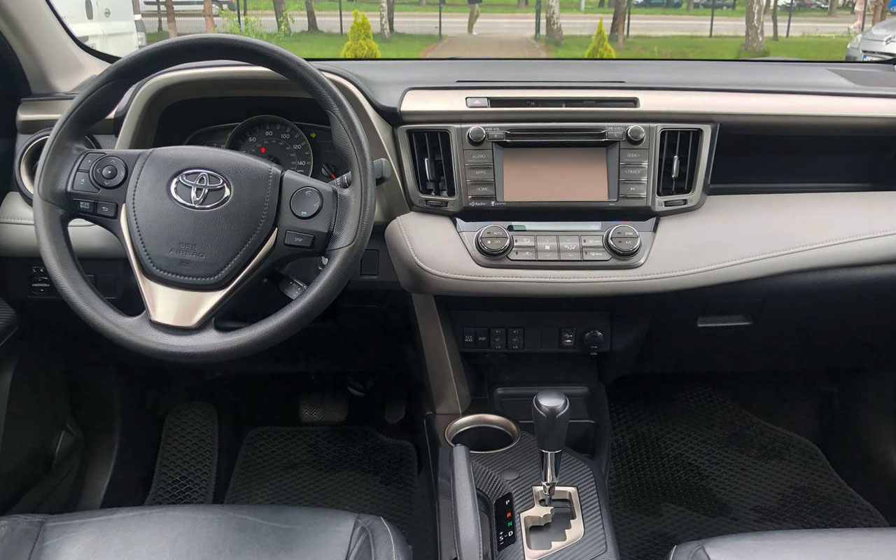 Toyota RAV4 XLE 2014 фото №9