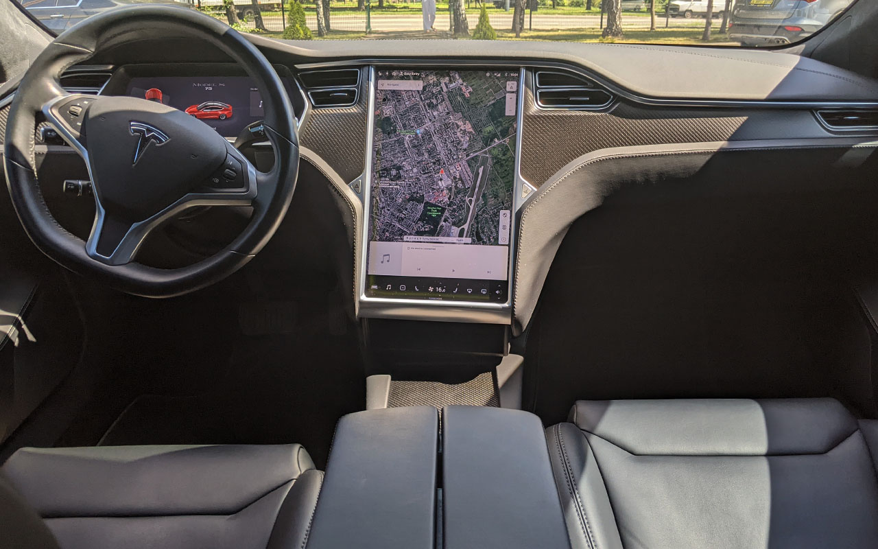 Tesla Model S 75 2017 фото №12